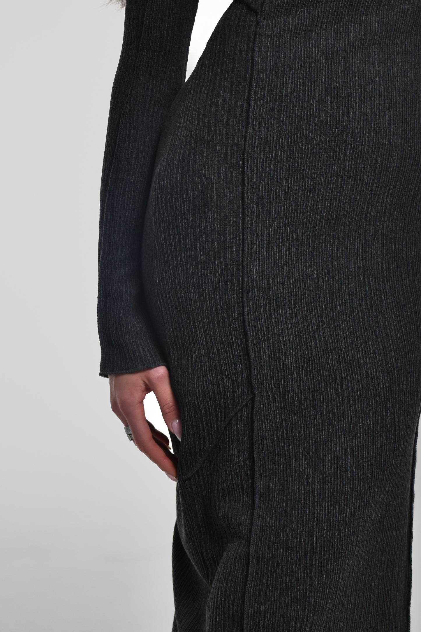 Sculpted Seam Maxi Dress