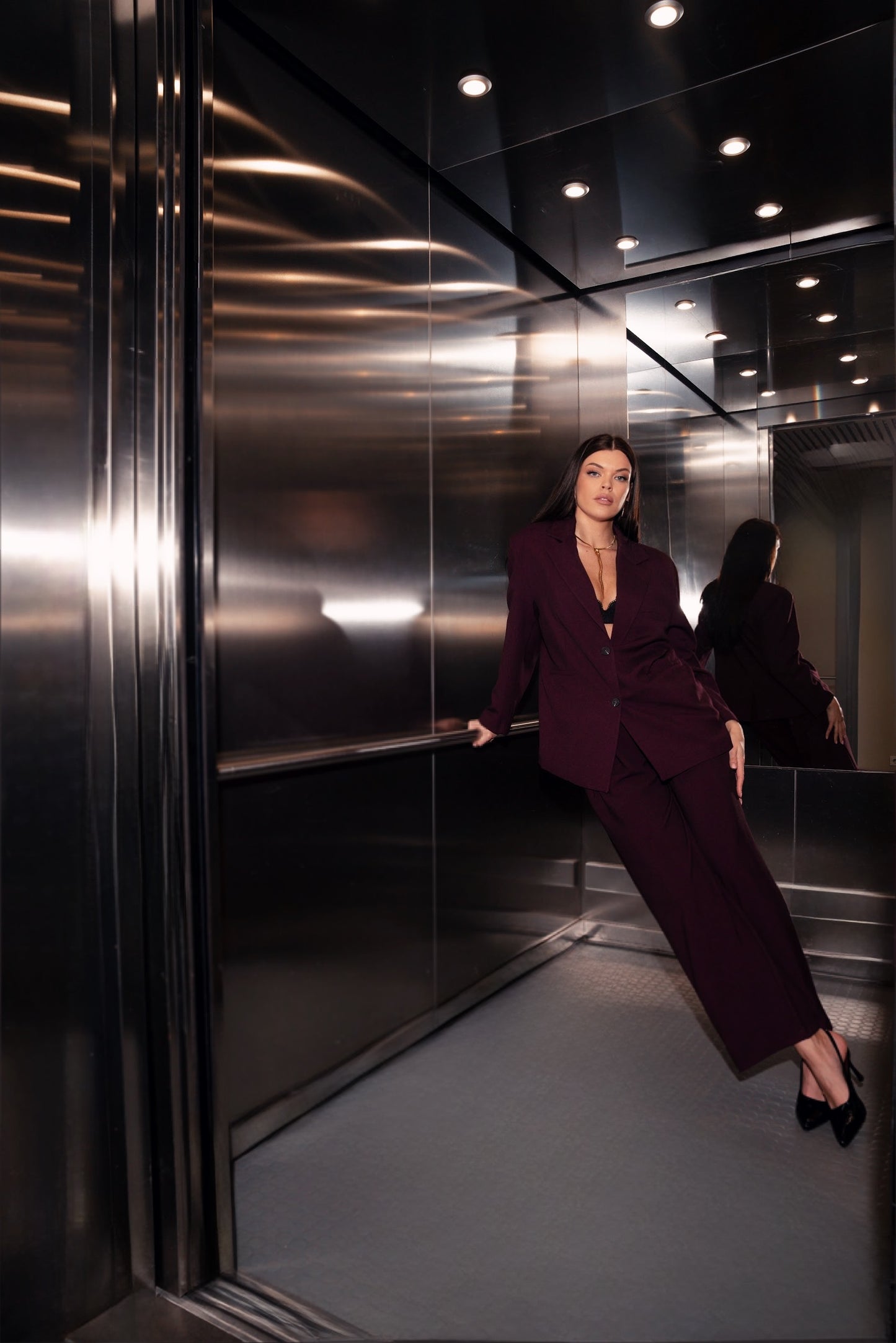 VOGE Plum Suit