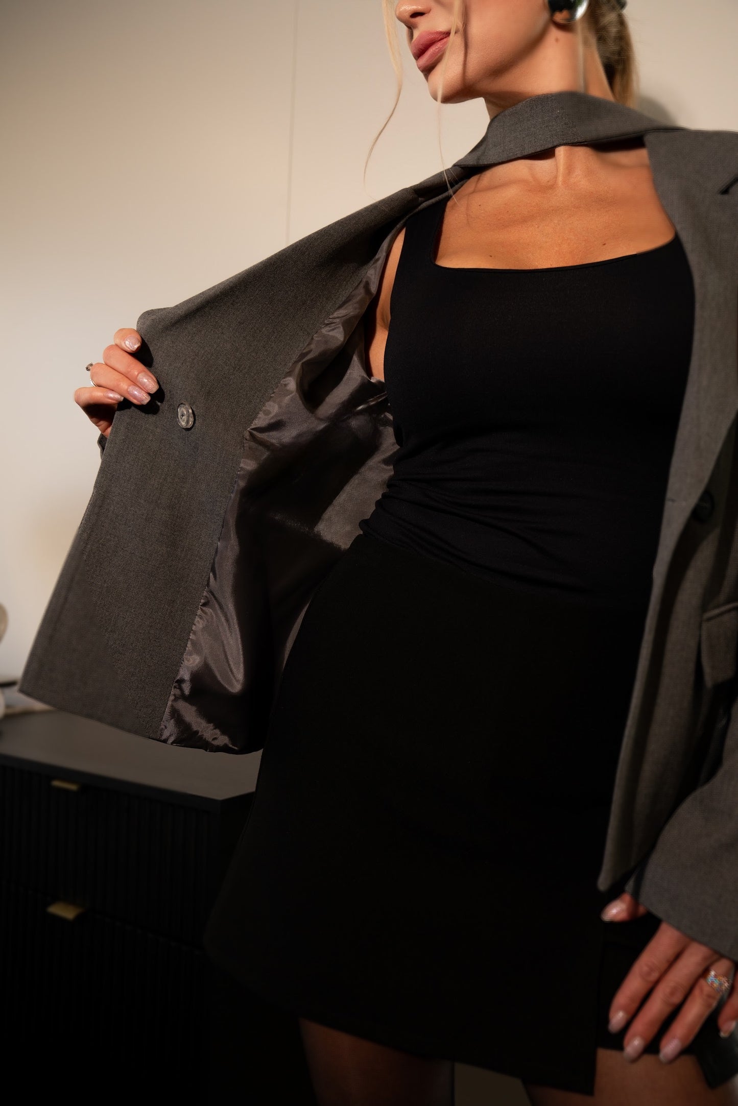 VOGE Tailored Light Grey Blazer