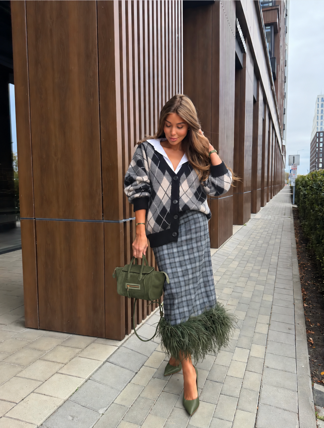  Argyle Button-Up Cardigan — VOGE